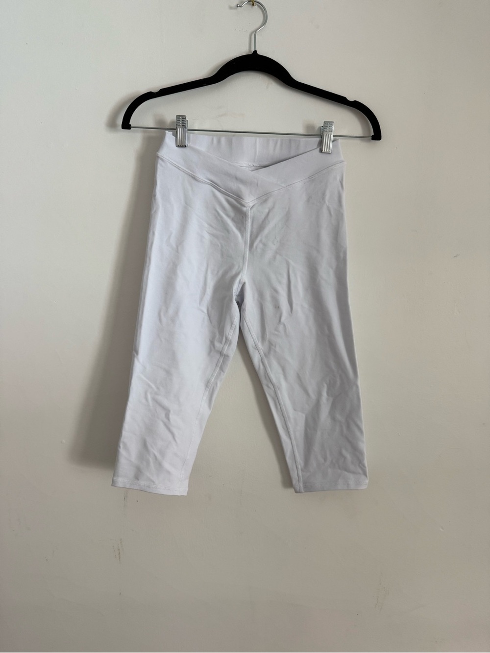ALO Yoga White V-Waist Bike Shorts